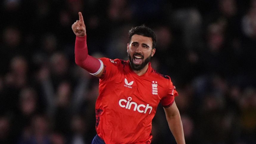 Saqib Mahmood joins the England squad for the ODI series against Australia