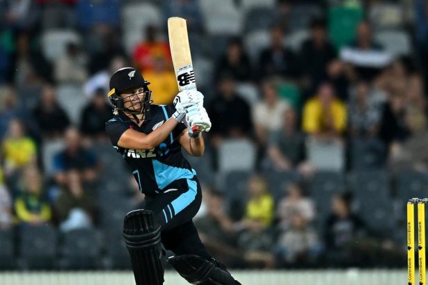 Hobart Hurricanes Sign Suzie Bates as Strategic Move Ahead of WBBL 10