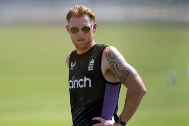 England Unveils Updated Squad: Stokes Replaces Woakes Ahead of Second Test