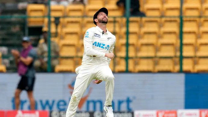 Sarfaraz Khan dismissed for duck, Conway's brilliant diving catch shines.