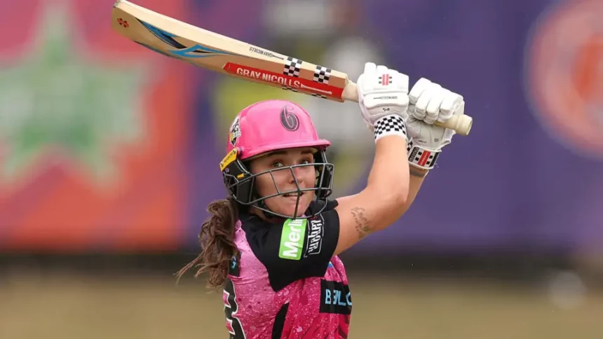 Amelia Kerr Sparkles for Sydney Sixers in WBBL